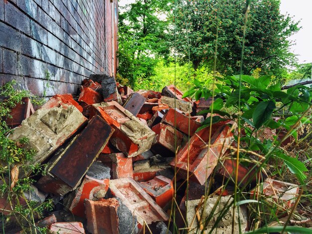 Demolarea și ecologizarea siturilor industriale: responsabilitate mediul