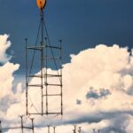 Demolarea în condiții meteorologice extreme: pregătire și adaptabilitate