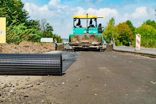 Materialele alternative pentru drumuri tehnologice: inovație și economie